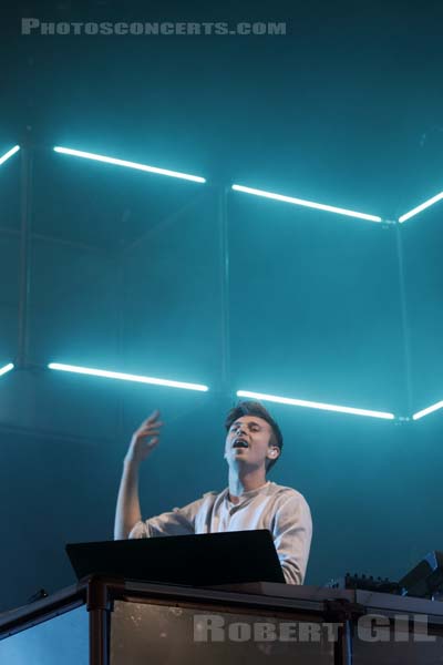 FLUME - 2016-06-24 - PARIS - Hippodrome de Longchamp - Paris - 